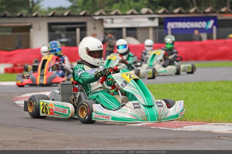 Giovanni Venzano tuvo una jornada impecable para ser el ganador de la Rotax Junior Max.