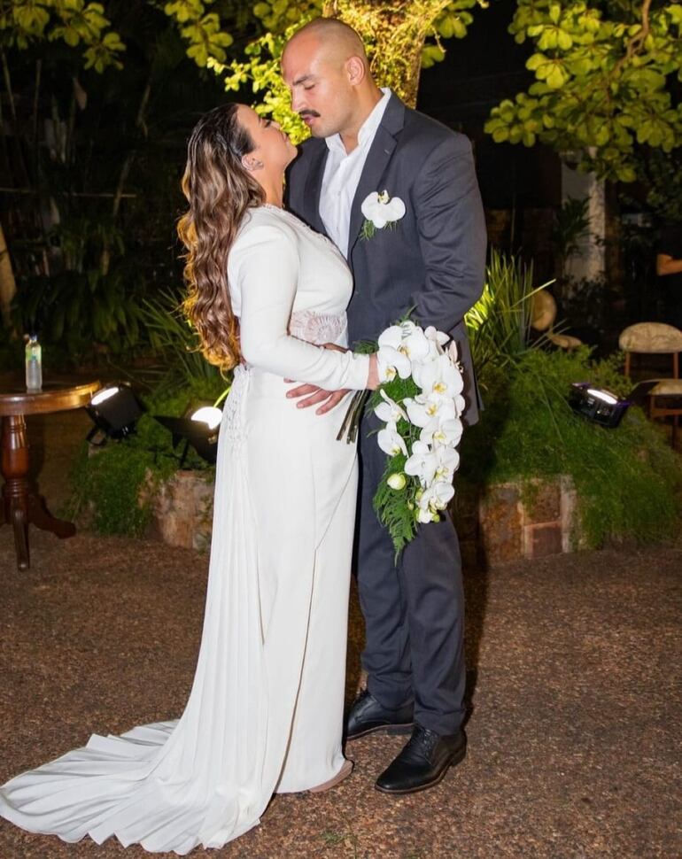 Steffi Schouten y Mariano Garcete, el día de su boda.