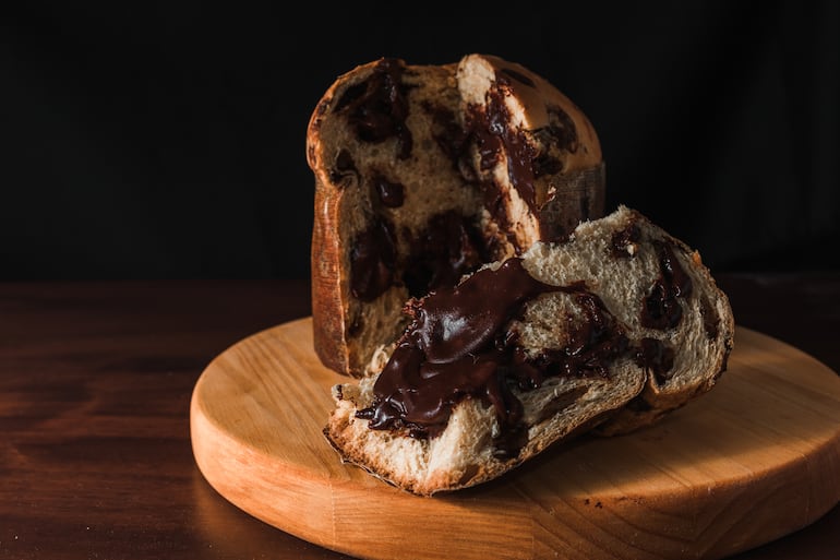 Chocottone o pan dulce de chocolate.