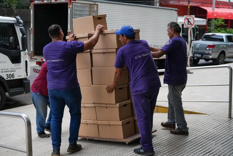 Los documentos que fueron entregados el viernes último al Poder Judicial, deberán ser retirados nuevamente para su digitalización y posterior envío a la Contraloría General de la República.