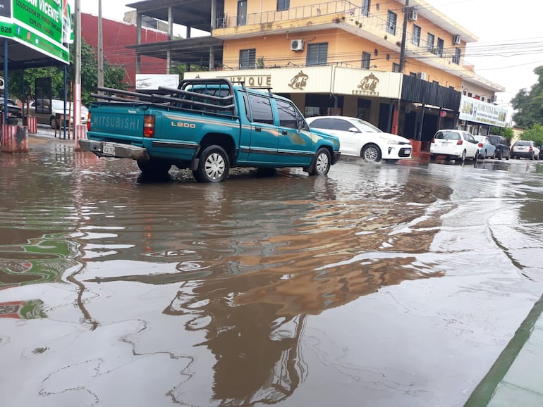 Con el proyecto que está encaminando la comuna sanlorenzana se solucionaría gran parte de los problemas de cloaca que afloran en tiempos de lluvia y se protegerán las cañerías de agua potable de los usuarios de la ciudad.