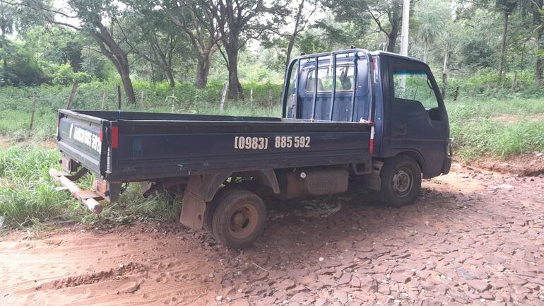 Esta camioneta robada en Asunción fue recuperada en la ciudad de Villa Elisa.