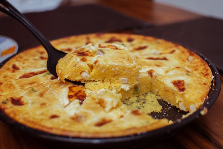 Imagen de una sopa paraguaya, plato tradicional de nuestro país.