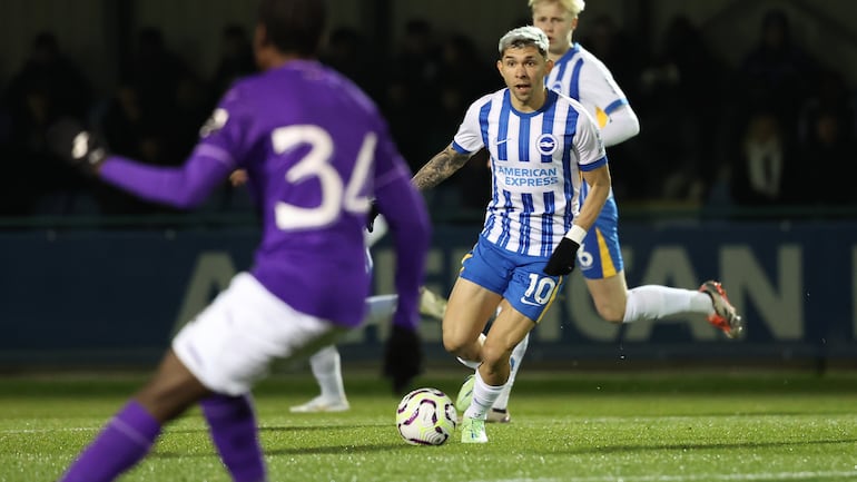 Julio Enciso jugó 45 minutos en el Sub 21 del Brighton: “Estaba previsto”