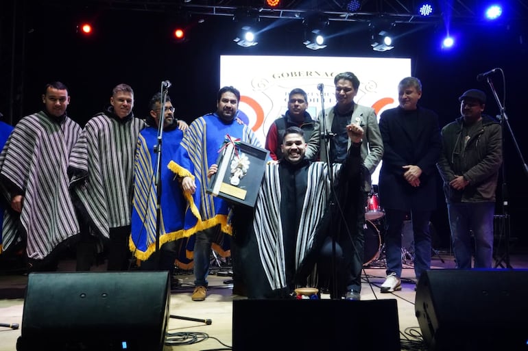 El grupo Melodías de mi Tierra de Luque fue premiado con el Chipá Argolla de Oro.