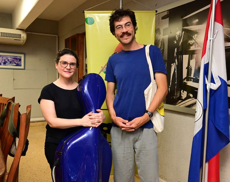 Laura Alvarenga y el compositor chileno Álvaro Núñez Carbullanca invitaron al concierto que se llevará a cabo en el ICPA.