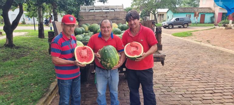 Productores agrícolas de Santa Maria Misiones, se preparan para la tercera edición de la Fiesta Nacional de la Sandia.