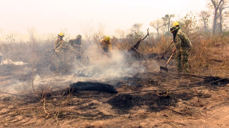 Grandes incencios forestales se desatan en zona del Cerro Chovoreca, en el departamento de Alto Paraguay, en el norte del Chaco.