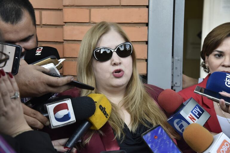 Liliana Alcaraz, agente fiscal.