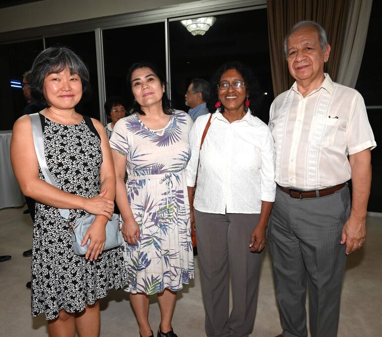 Yuki Hayashi, Eva Nara, Pushpa Panadam y Manuel Velázquez.