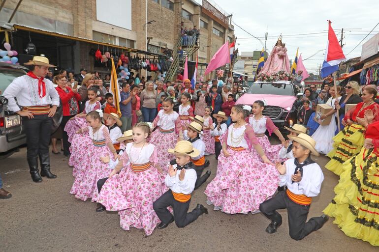 Tradicional Bandera Jere en Luque. Fotos de Nery Sanabria