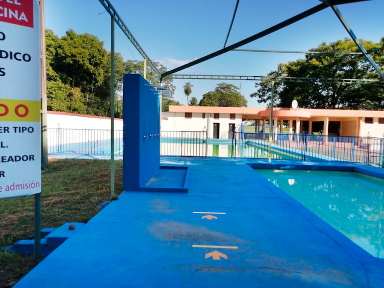  El local de la Asociacion de Funcionarios y Empleados del Poder Judicial, ubicada en Ñemby, tiene una piscina para niños y otra para adultos, quincho, salón de eventos y cancha de fútbol, Llamativamente, el precio base de venta es de apenas G. 15 millones