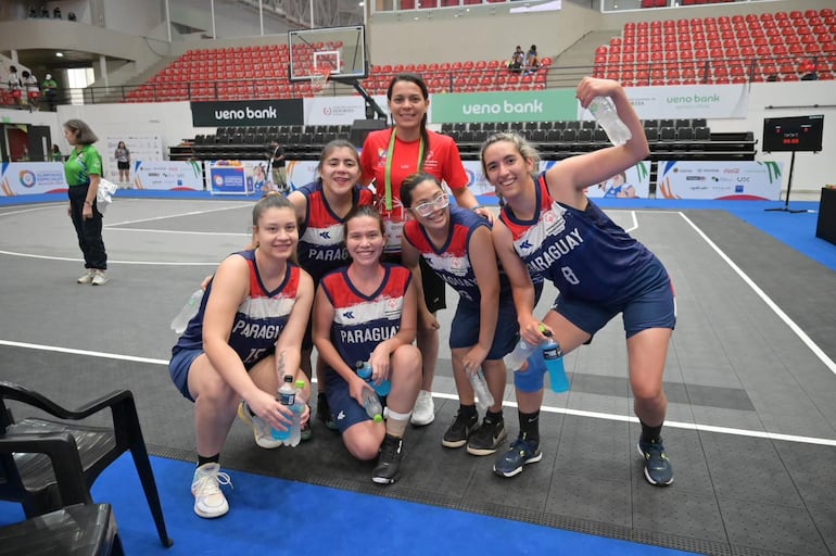 La selección nacional de básquetbol femenino arrancó con éxito el certamen con varios triunfos sobre Chile y Nicaragua, en la SND.