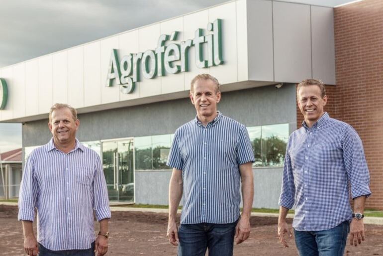 Los hermanos Sarabia: Antonio Ivar, José Marcos y Paulo Sergio, directivos de Agrofértil.