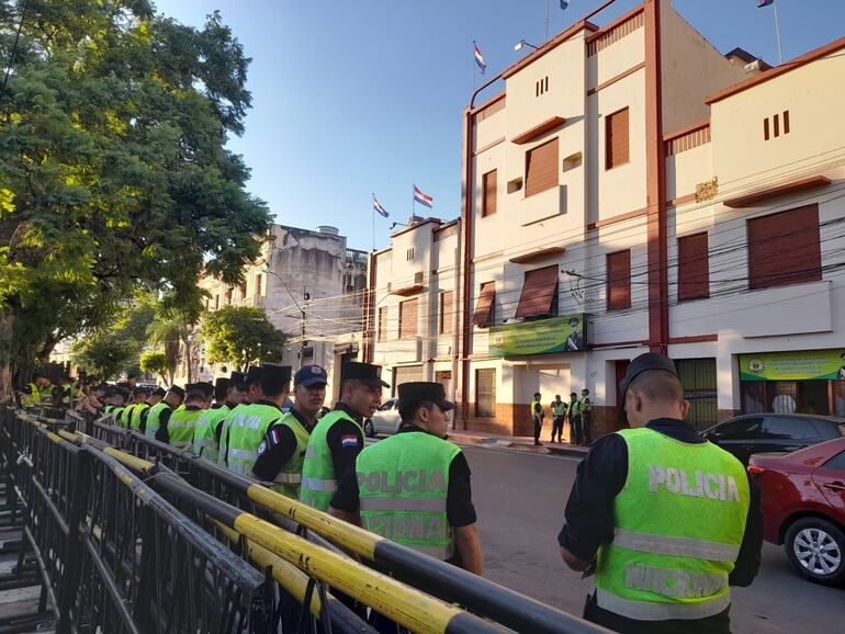 policía nacional congreso protesta