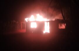 El incendio se registró en una casa de Minga Porã.