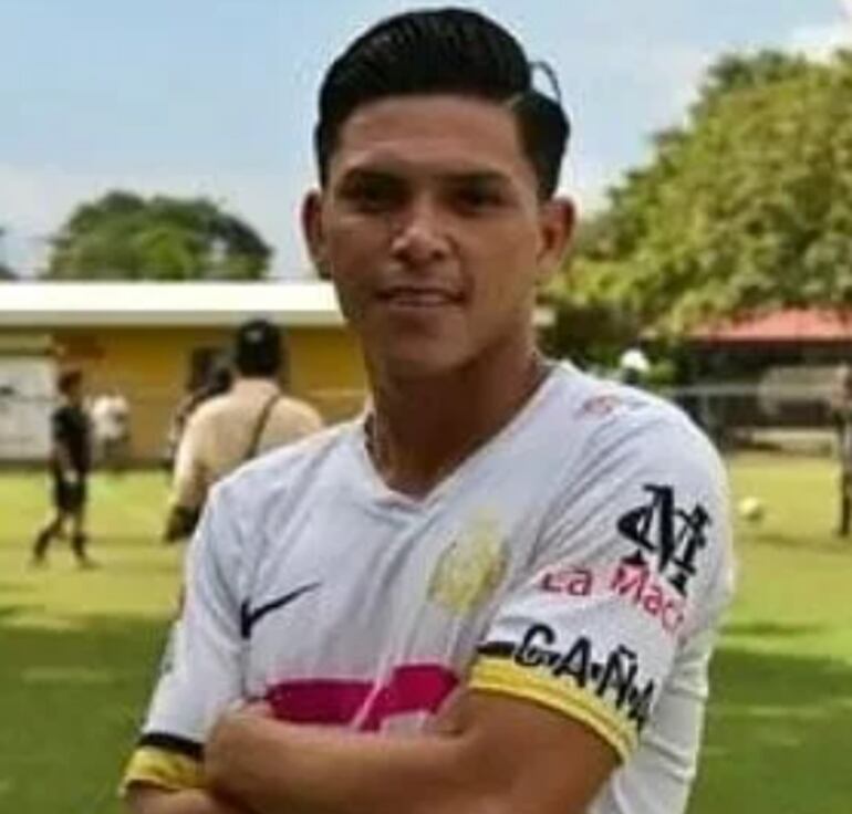 Jesús Alberto López, futbolista atacado por cocodrilo en Costa Rica. (captura de portal web Olé).