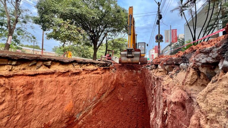 Siguen las obras sobre la avenida Mariscal López.