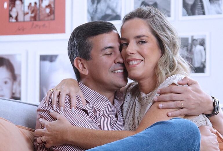 ¡Hermosa pareja! Santiago Peña y Leticia Ocampos, quien hoy está de cumpleaños.