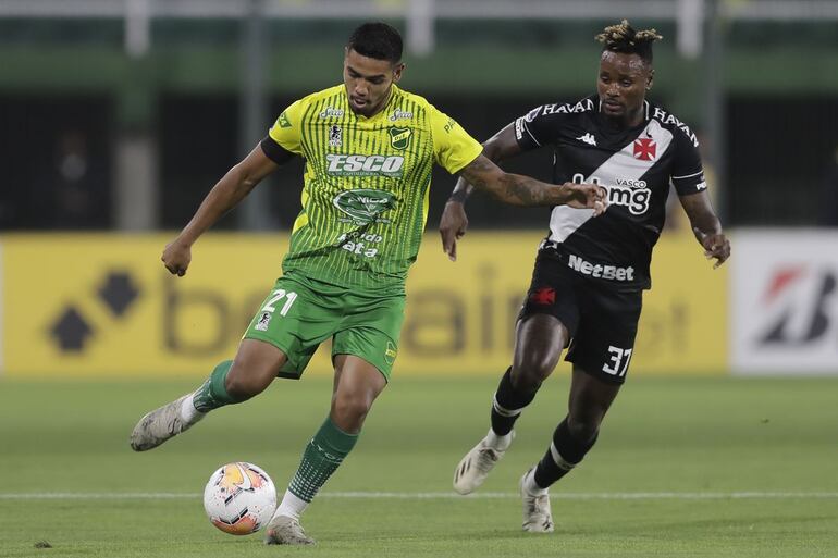 Martínez conquistó la Copa Sudamericana vistiendo la casaca del Halcón.