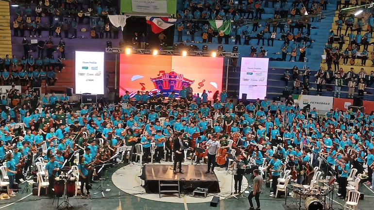 Imágenes del mega concierto “Suena Caaguazú”, organizado por Sonidos de la Tierra.