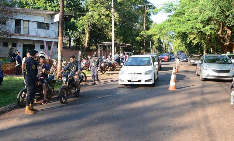 Durante el control fueron sacados de circulación varias motocicletas por diferentes infracciones.