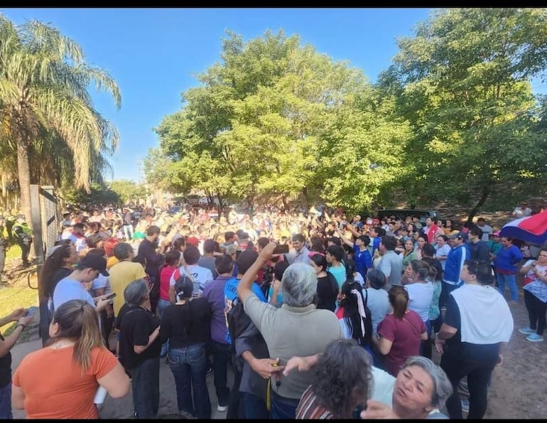 Villetanos se movilizaron en defensa del inmueble que se convertirá en municipal.