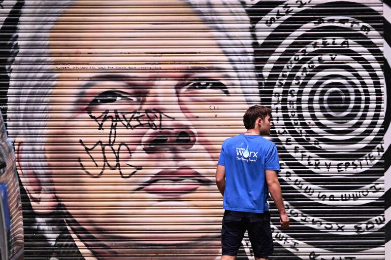 Un mural con la imagen del creador de WikiLeaks, Julian Assange, en Melbourne.