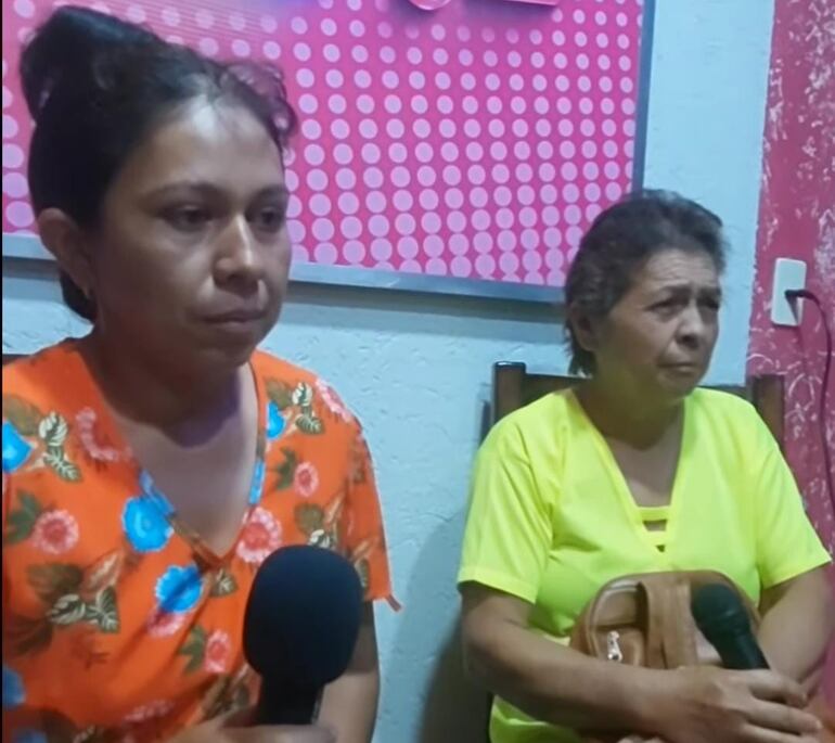 Lucía Romero y Vidalina Cáceres del comité Niño Salvador, expulsadas por pedir rendición de cuentas