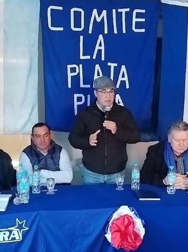 El presidente del PLRA, Hugo Fleitas, de visita en la Argentina.