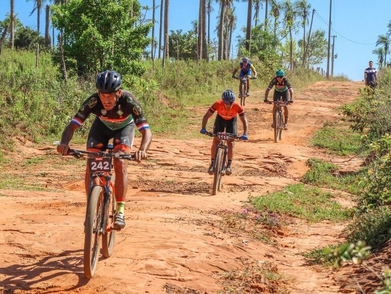 Los ciclistas recorrerán los caminos vecinales de Carapeguá.