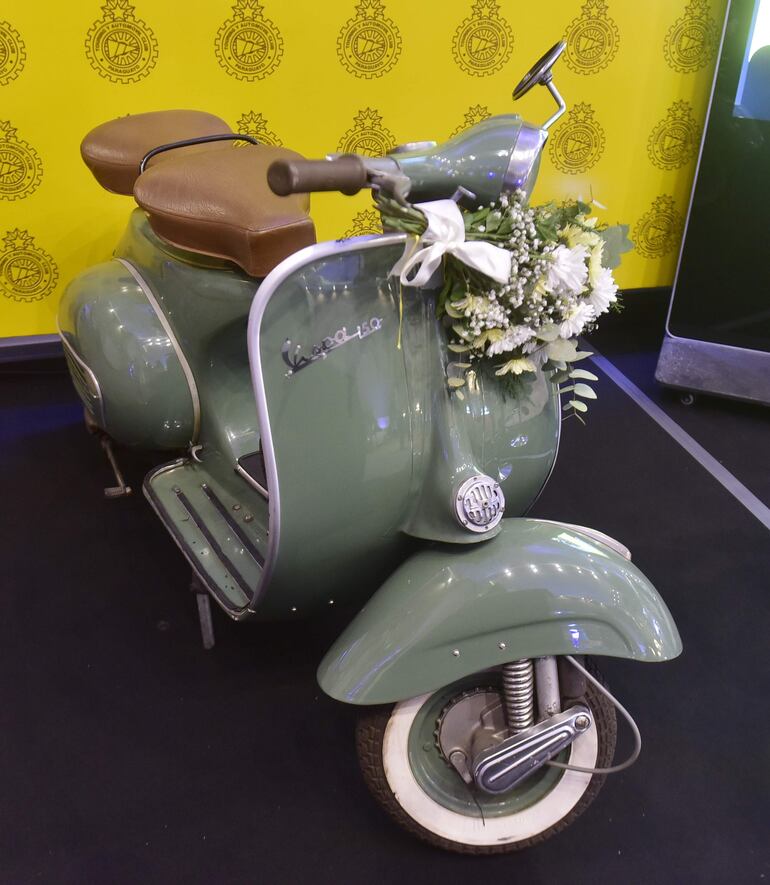 Una atractiva vespa.