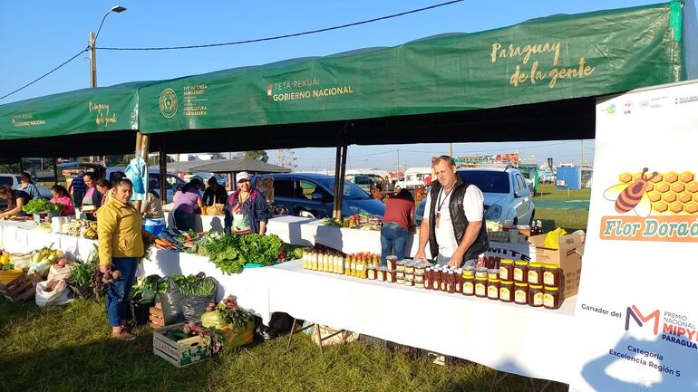 Productores fruti-hortícolas de distintos distritos de Itapúa ofrecerán una gran variedad de bienes durante los nueve días que durará la muestra.