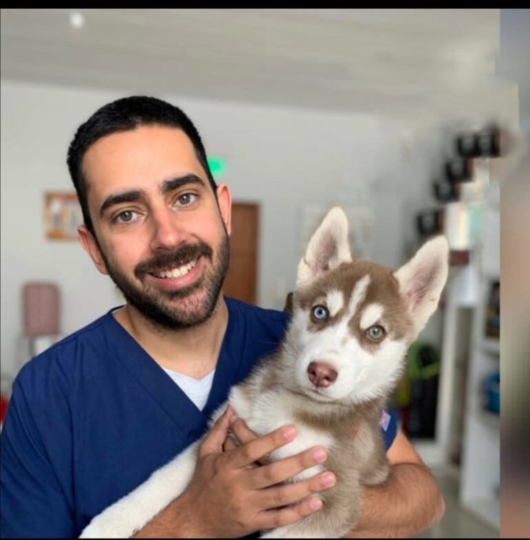 Diego Dacak, veterinario.