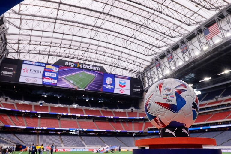 El NRG Stadium espera por Paraguay vs. Colombia.