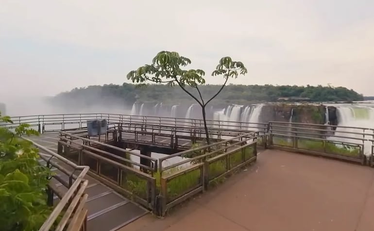 El principal circuito de las Cataratas del Iguazú será rehabilitada para las vacaciones de invierno.