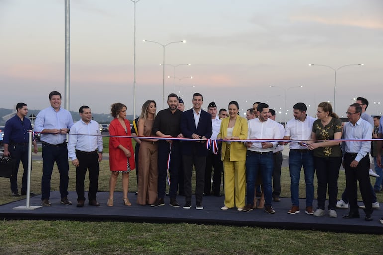 El corte de cinta se realizó más de una hora  tarde porque el presidente Peña no llegó a tiempo.