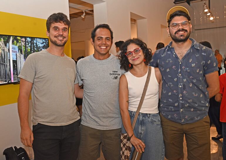 Jorge Navas, Rolph Vuyk, Adri Rolón y Nelson Medina.