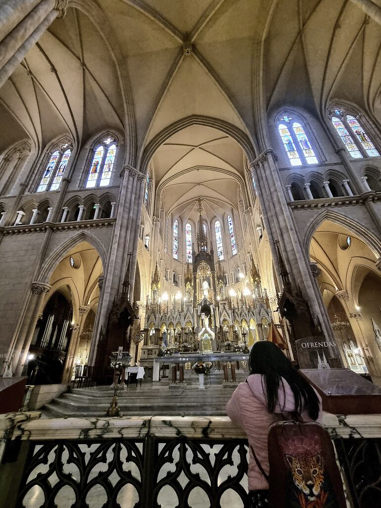 Basílica de la Virgen de Lujan en la ciudad de Luján a unos 70 km de Buenos Aires Argentina. 27 de junio de 2024. Para Revista Dominical. Fotos Marta Escurra.