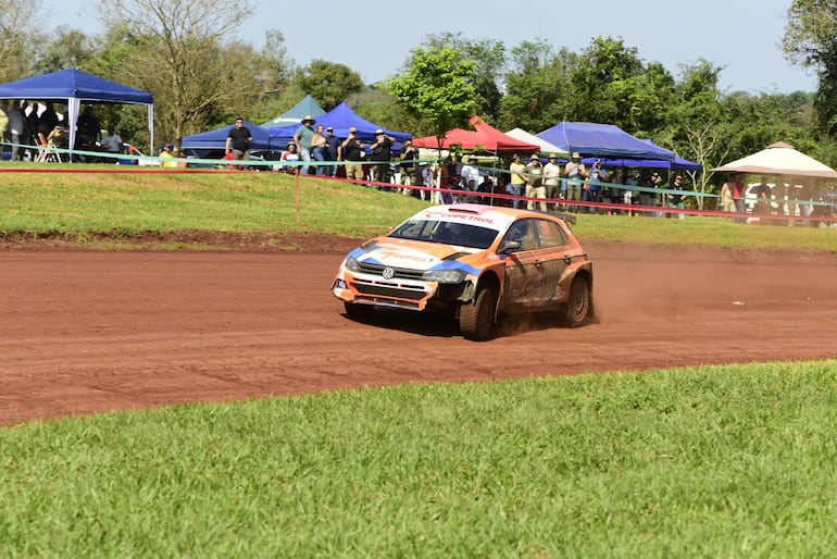 Agustín Alonso ganó la PWS y sumó puntos valiosos en Itapúa.