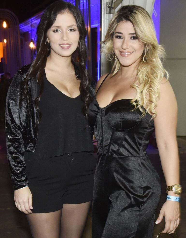 Clarissa Rolón y Yanina González.