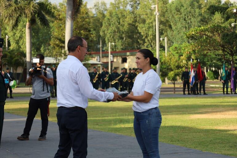 Destacada presencia de mujeres aspirantes que inician su instrucción en el Cimefor.