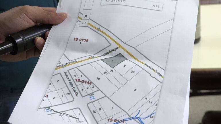 Plano del terreno ocupado (en gris) que debía ser un espacio de arborización municipal.