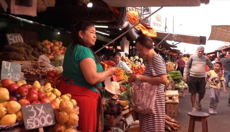 Comerciantes del Mercado 4 se ven obligados a contratar seguridad privada en horarios nocturnos.