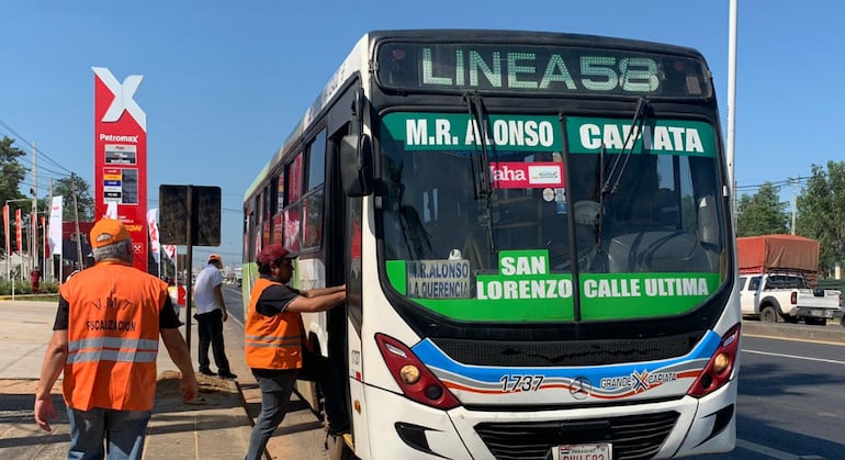 Se controla el servicio de aire acondicionado.