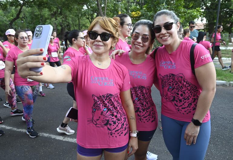 Mariela, Magalí y María José Zárate.