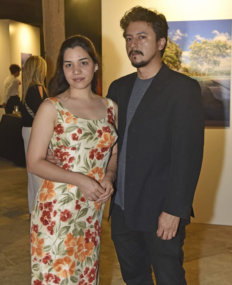 Mayra Insfrán y Juan González.