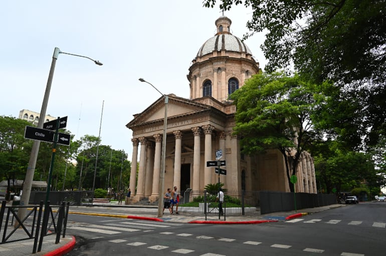 Panteón Nacional de los Héroes, ubicado en el microcentro capitalino.