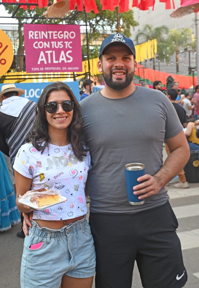 Andrea Yrepa y Oscar Gómez.