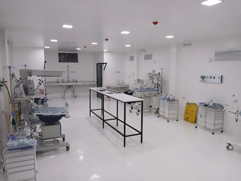 Luego del escándalo, reinstalaron el espacio de terapia neonatal del Hospital de Villarrica. 